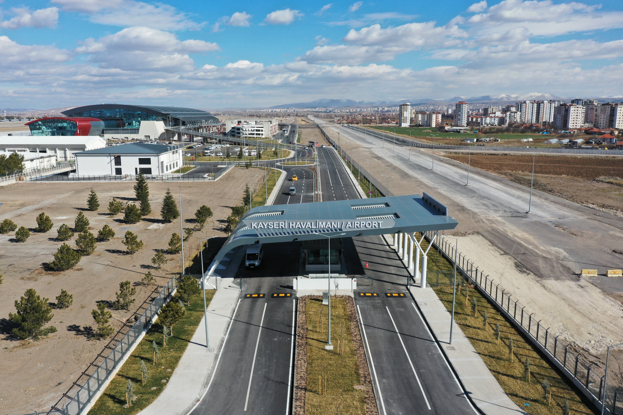 Kayseri Havalimanı Yeni Terminali ile Yolcu Kapasitesi 6 Milyona Ulaştı