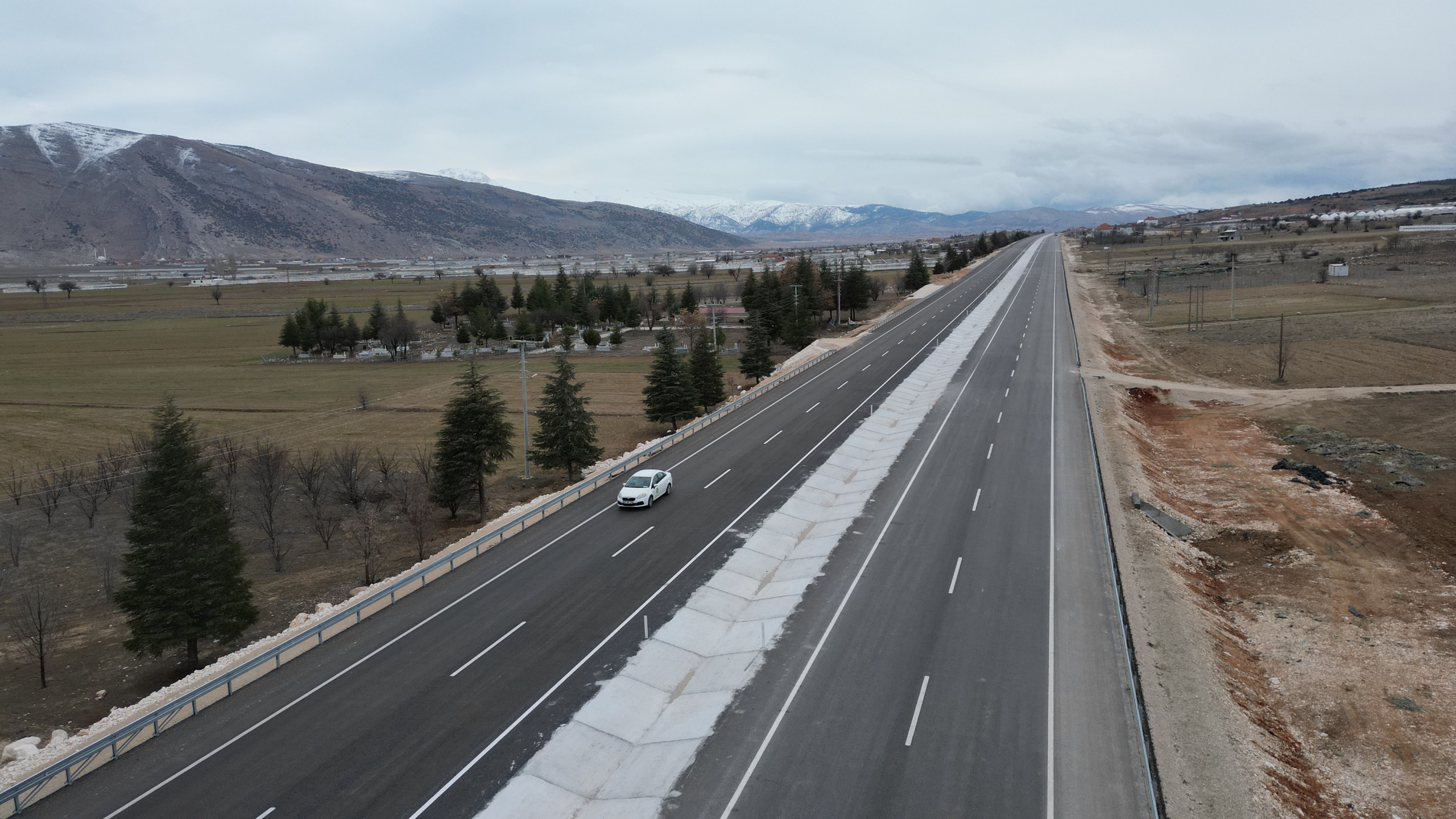 Korkuteli-Elmalı Yolu Açılıyor: Seyahat Süresi 21 Dakika Kısalıyor