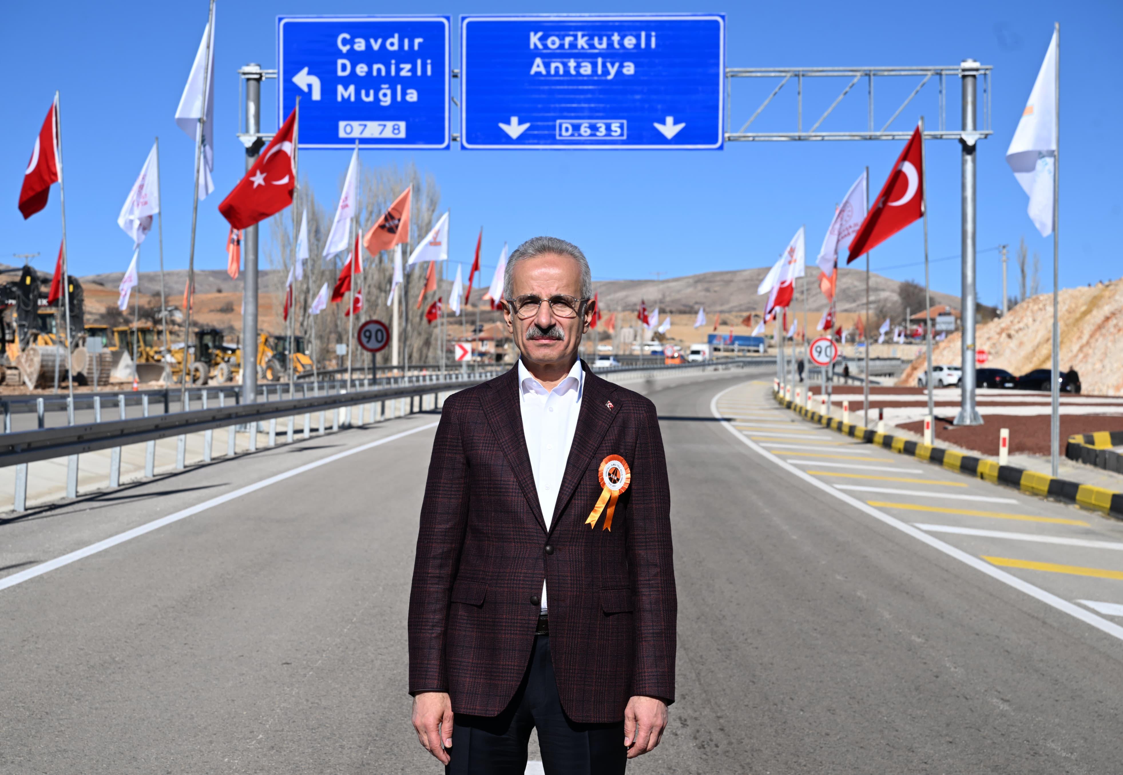 Korkuteli-Elmalı Yolu ile Seyahat Süresi Kısaldı ve Tasarruf Sağlandı